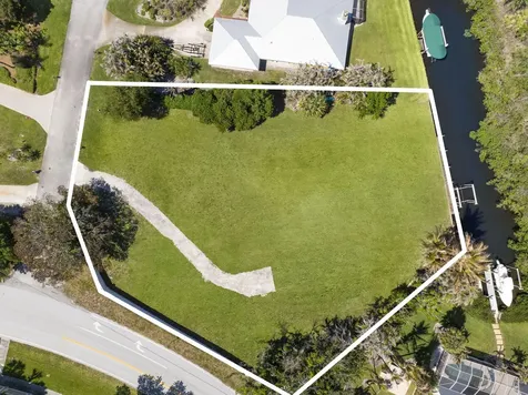 1515 SW Pendarvis Court Palm City FL 34990