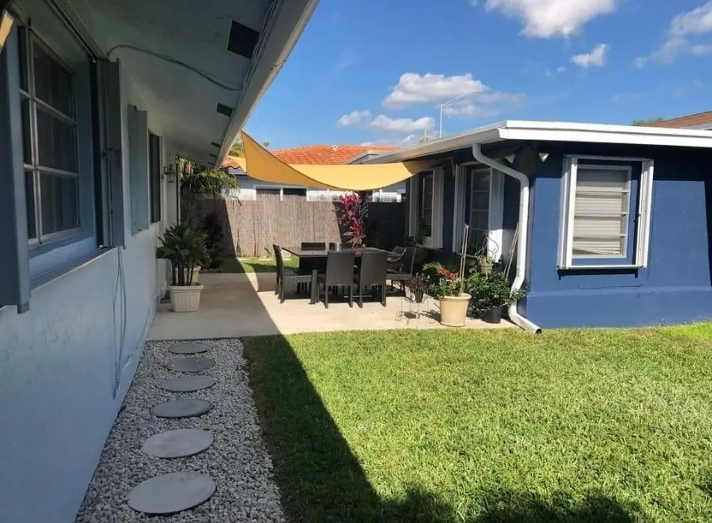 1607 NE 15th Avenue Fort Lauderdale FL 33305