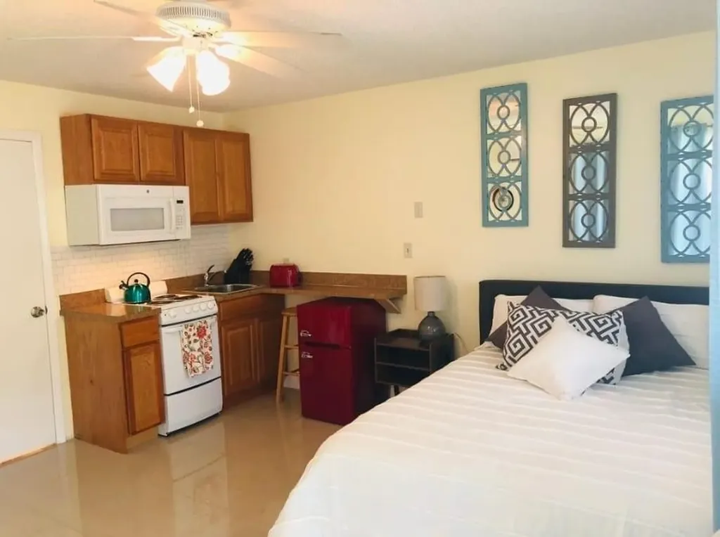 1607 NE 15th Avenue Fort Lauderdale FL 33305