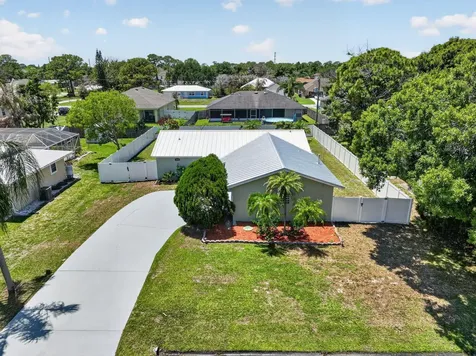 2190 SW Kail Street Port St Lucie FL 34984