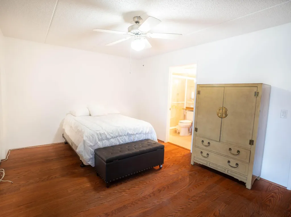 400 W Village Green Circle Circle W Palm Springs FL 33461