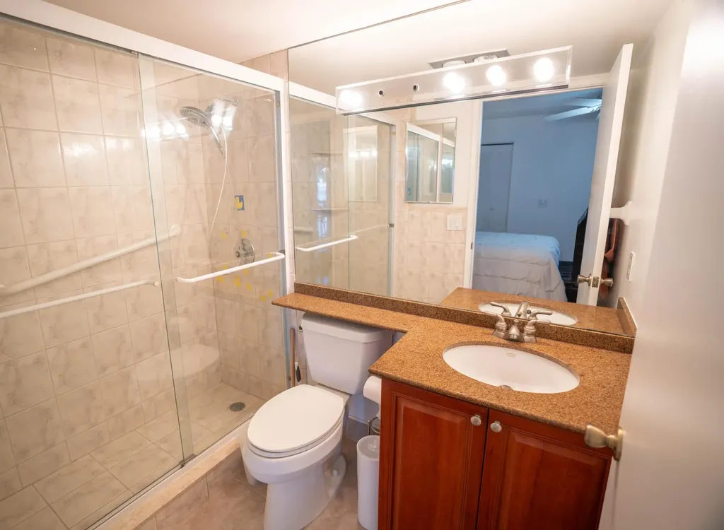 400 W Village Green Circle Circle W Palm Springs FL 33461