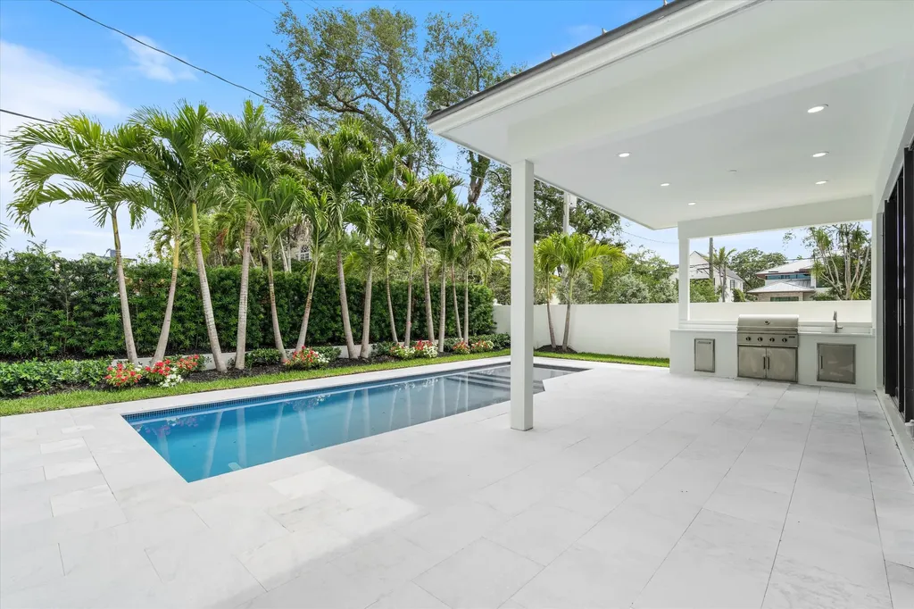 1625 SE 1st Street Fort Lauderdale FL 33301