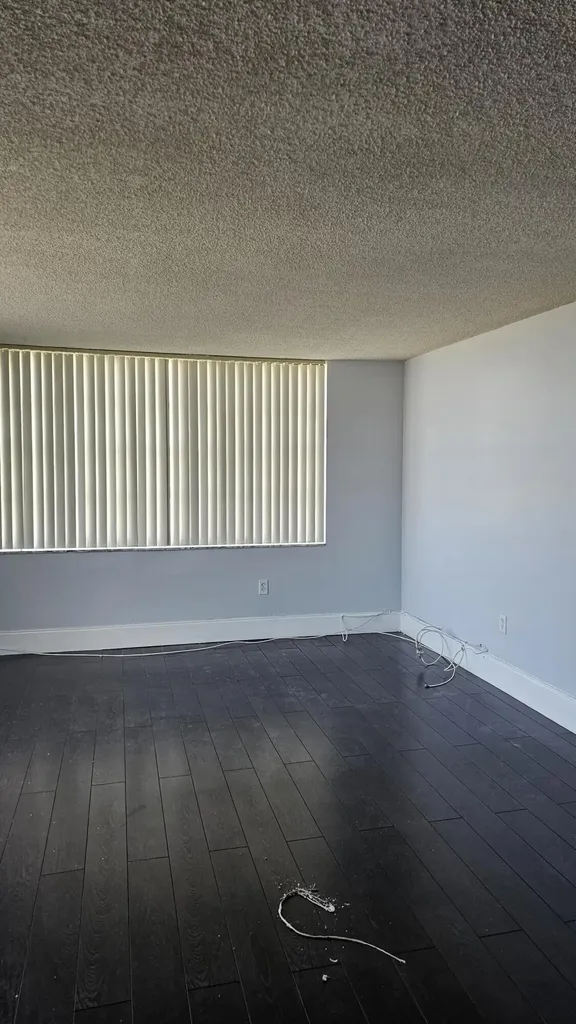 2780 NE 183rd Street Aventura FL 33160