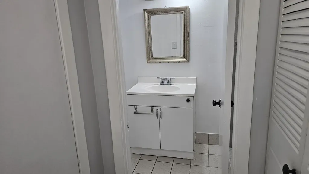 2780 NE 183rd Street Aventura FL 33160