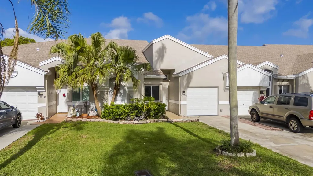 9130 Vineland Court Boca Raton FL 33496