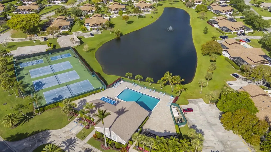 9130 Vineland Court Boca Raton FL 33496