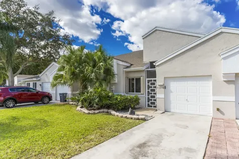 9130 Vineland Court Boca Raton FL 33496