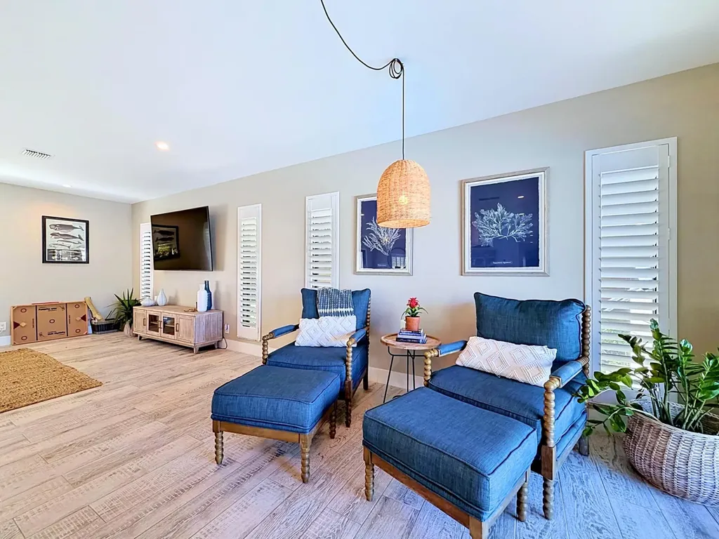 3851 NE 24th Avenue Lighthouse Point FL 33064