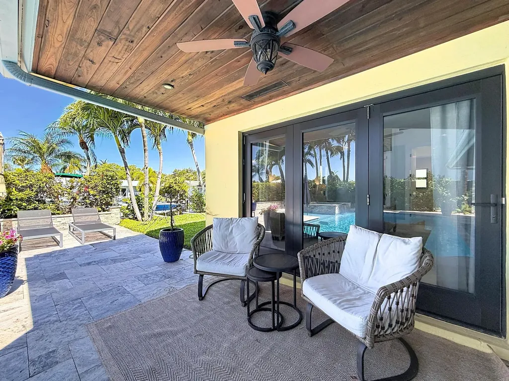 3851 NE 24th Avenue Lighthouse Point FL 33064