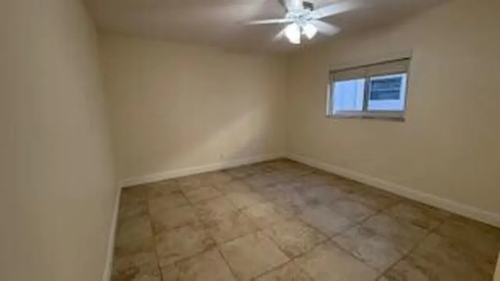 100 Stratford H West Palm Beach FL 33417