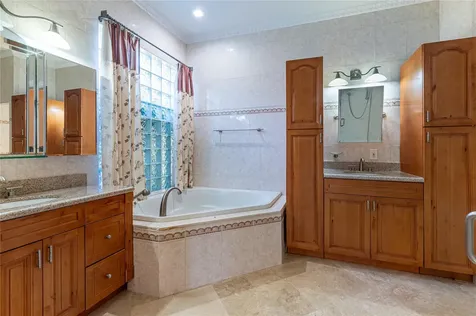 9901 NW 48th Court Coral Springs FL 33076