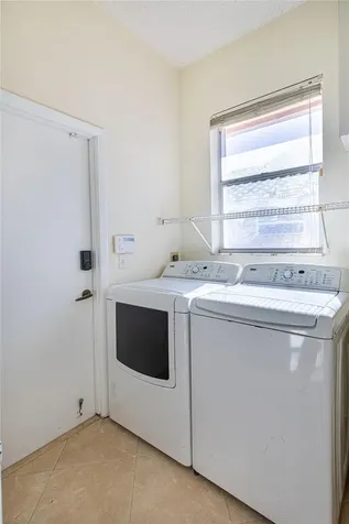 9901 NW 48th Court Coral Springs FL 33076