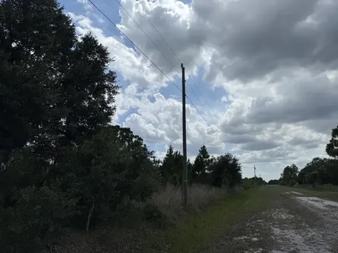 16162 NW 290th Street Okeechobee FL 34972