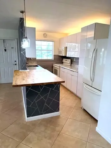 115 Lakes End Drive Fort Pierce FL 34982