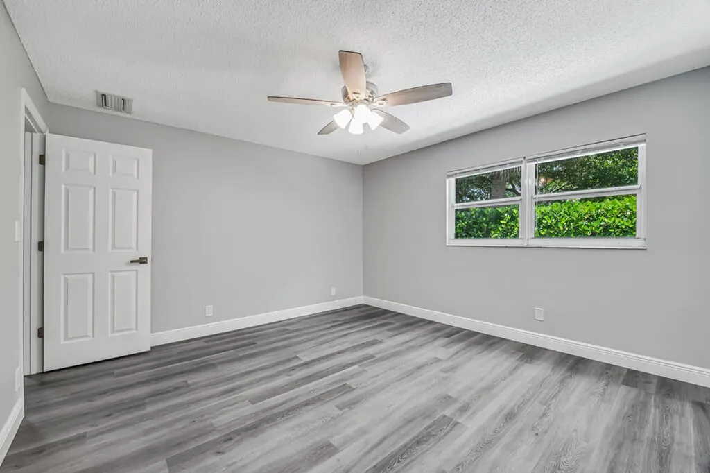 7521 NW 44th Court Coral Springs FL 33065