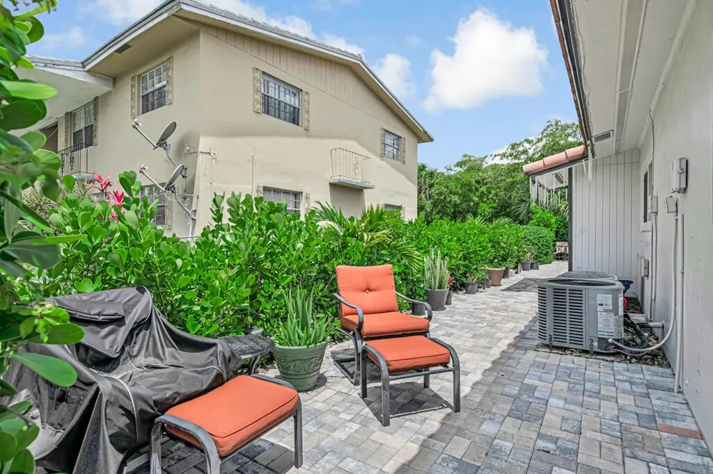 7521 NW 44th Court Coral Springs FL 33065