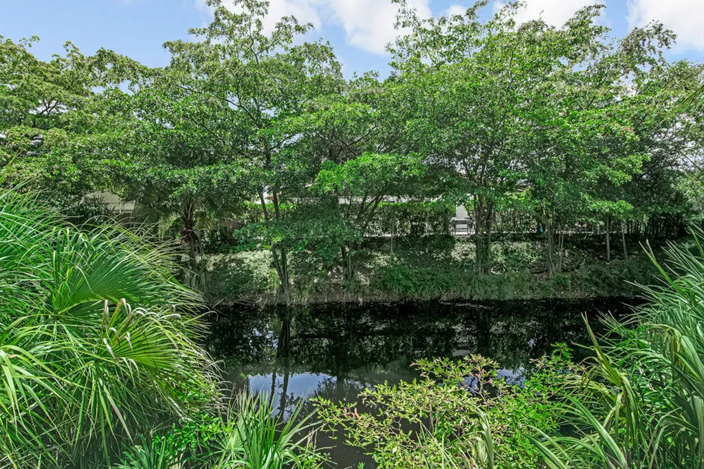 7521 NW 44th Court Coral Springs FL 33065
