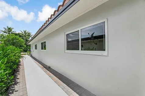 7521 NW 44th Court Coral Springs FL 33065