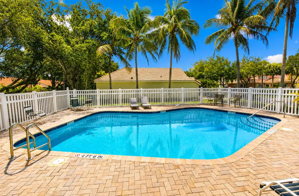 9954 Boynton Gardens Way Boynton Beach FL 33437