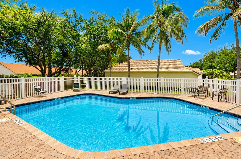 9954 Boynton Gardens Way Boynton Beach FL 33437