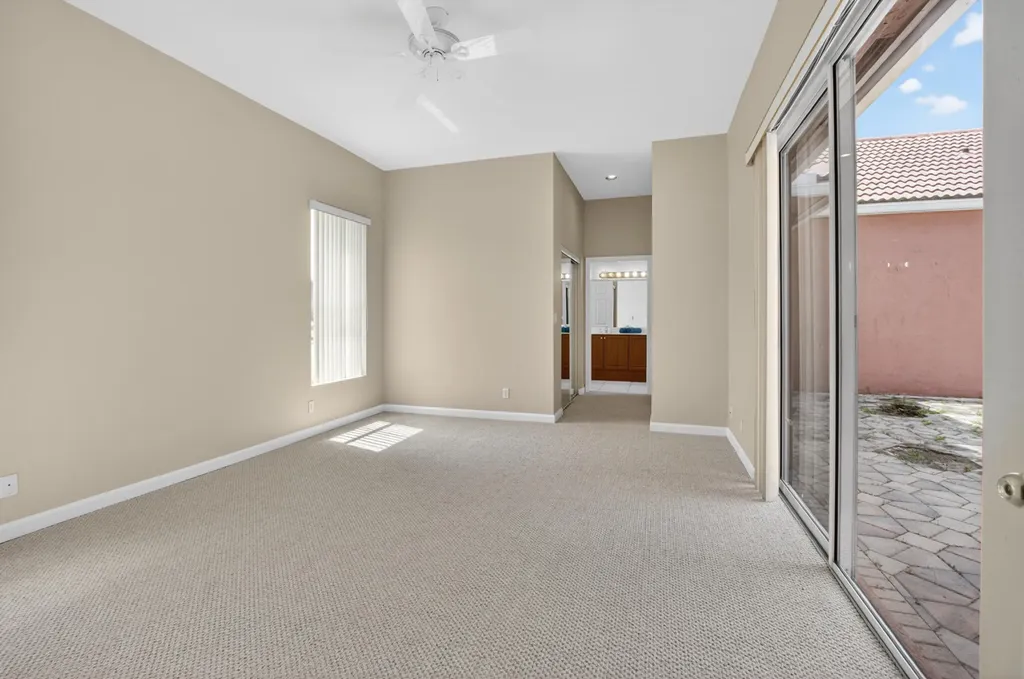 9954 Boynton Gardens Way Boynton Beach FL 33437