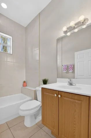 9954 Boynton Gardens Way Boynton Beach FL 33437