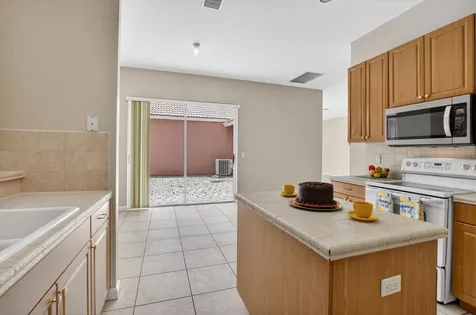 9954 Boynton Gardens Way Boynton Beach FL 33437