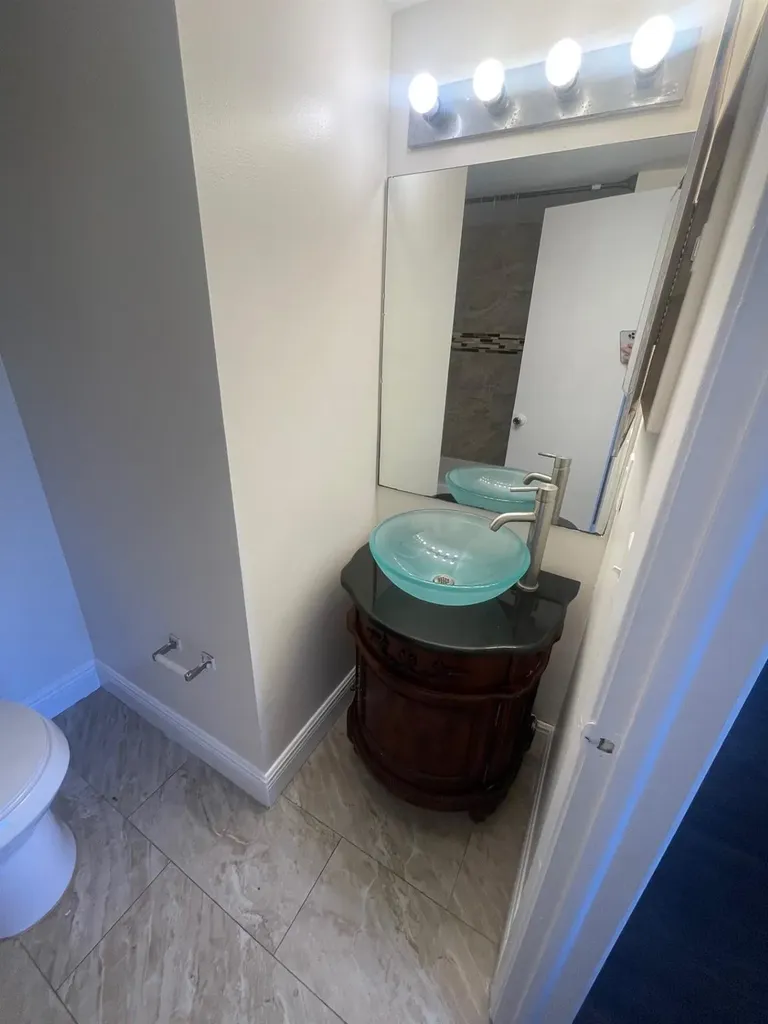 3910 NW 90th Avenue Sunrise FL 33351