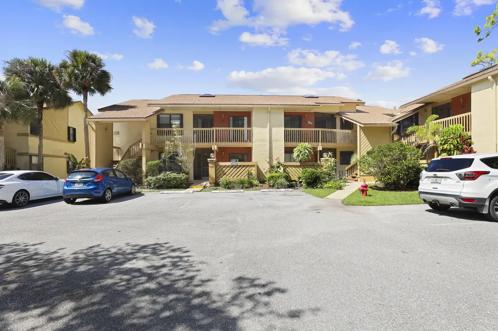 12970 Dartford Trail Wellington FL 33414