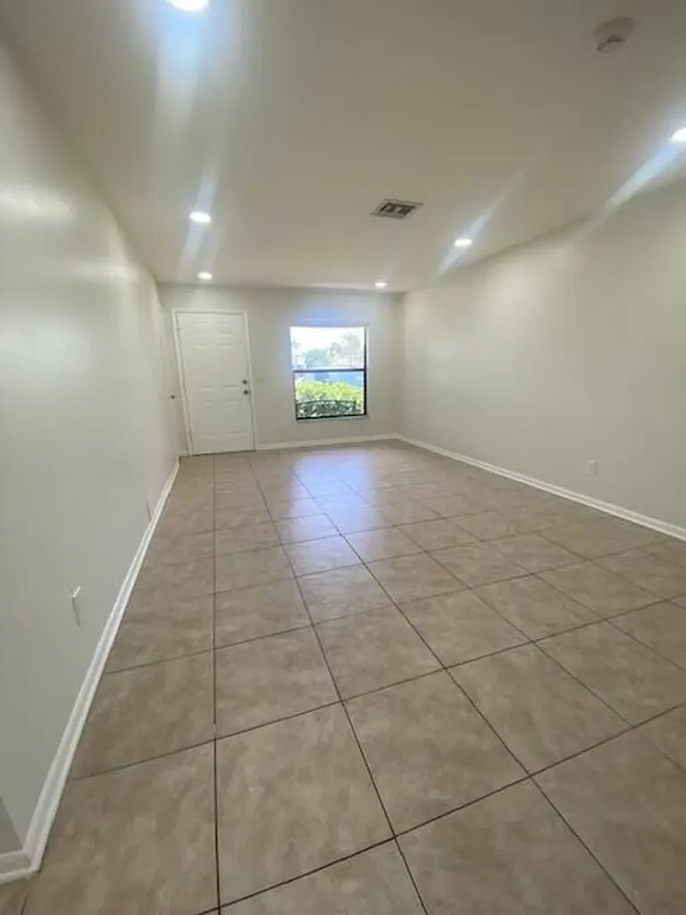 1100 Cameo Circle West Palm Beach FL 33417