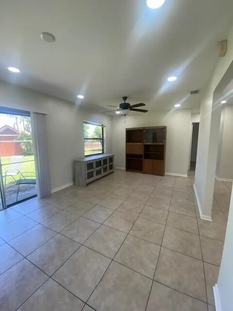 1100 Cameo Circle West Palm Beach FL 33417