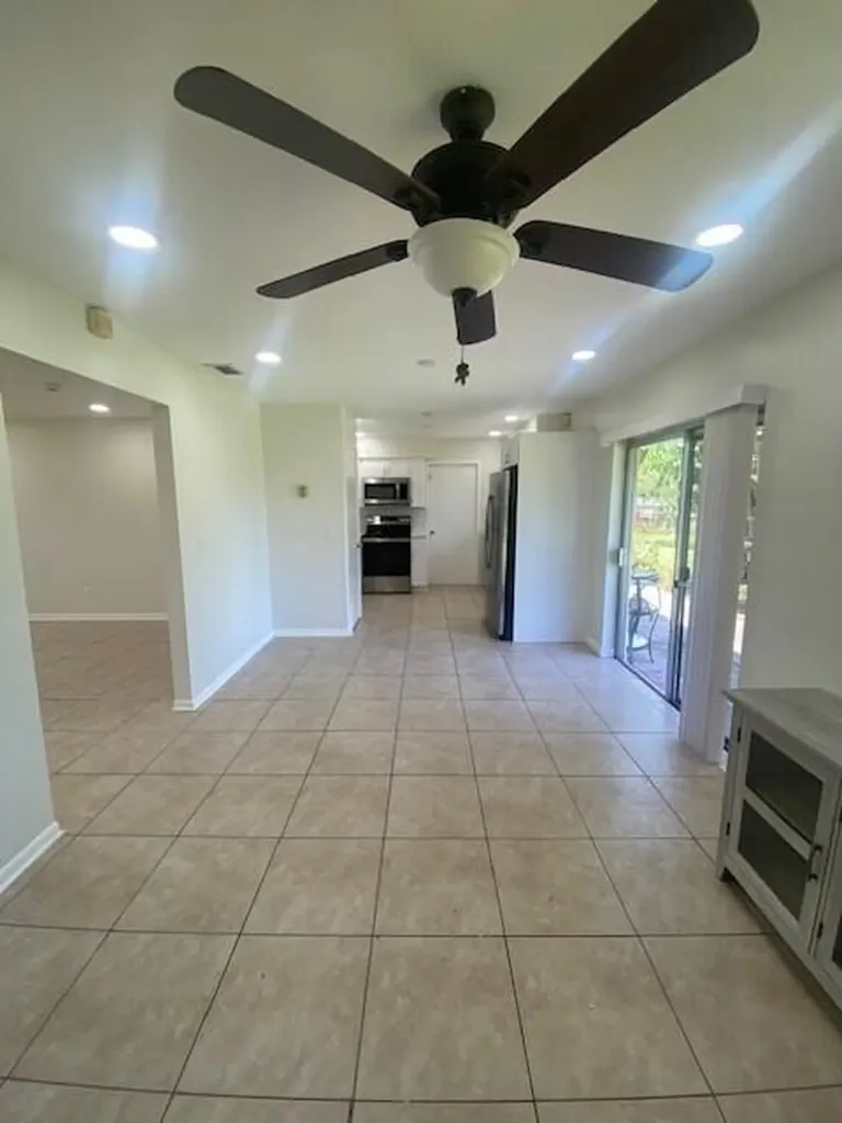 1100 Cameo Circle West Palm Beach FL 33417