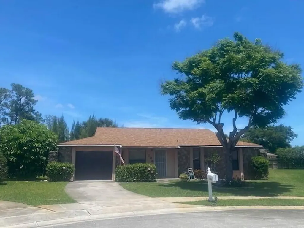 1100 Cameo Circle West Palm Beach FL 33417