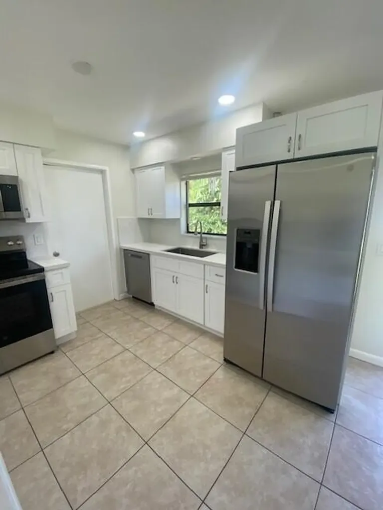 1100 Cameo Circle West Palm Beach FL 33417