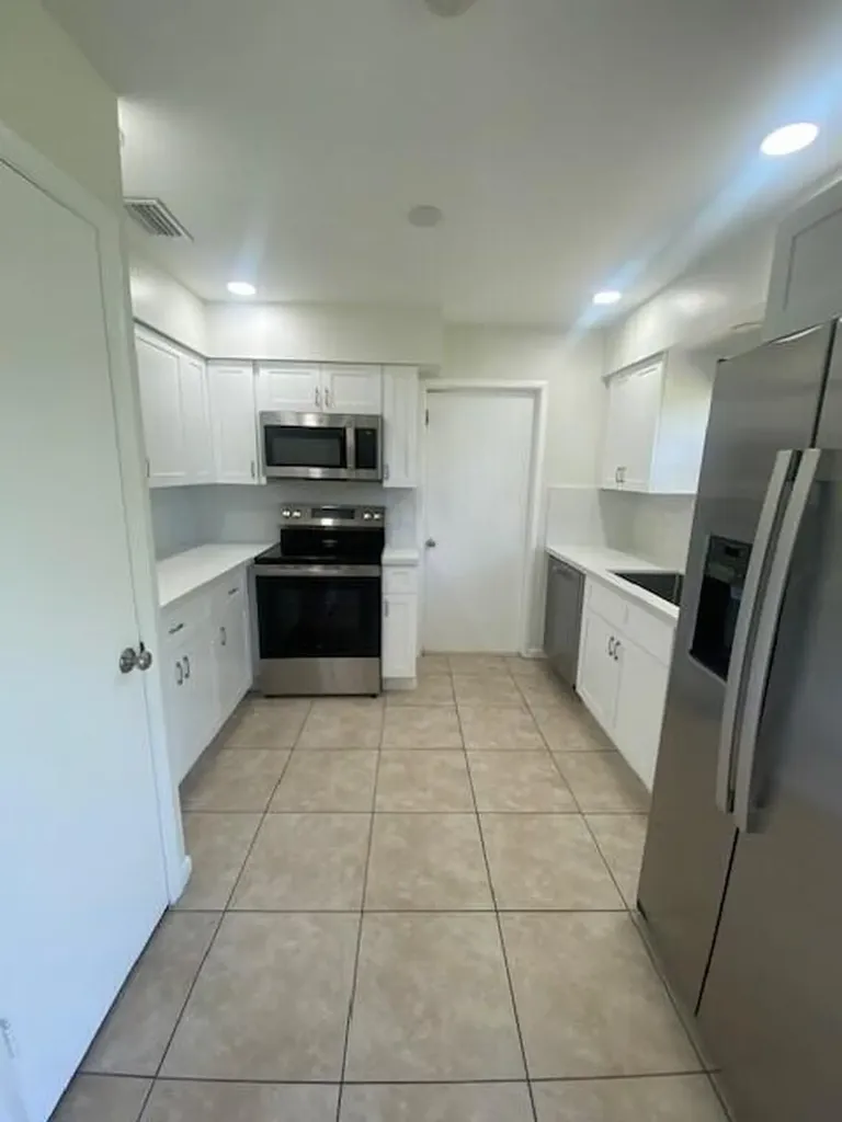 1100 Cameo Circle West Palm Beach FL 33417