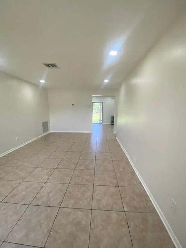 1100 Cameo Circle West Palm Beach FL 33417