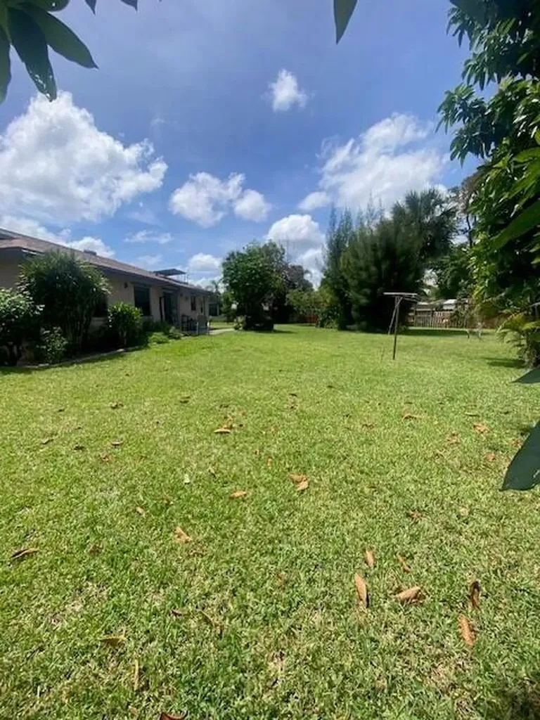 1100 Cameo Circle West Palm Beach FL 33417