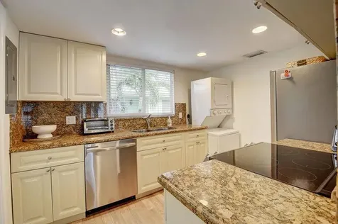 49 SE 7th Avenue Delray Beach FL 33483