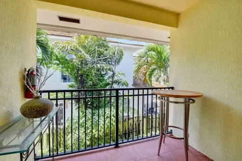49 SE 7th Avenue Delray Beach FL 33483
