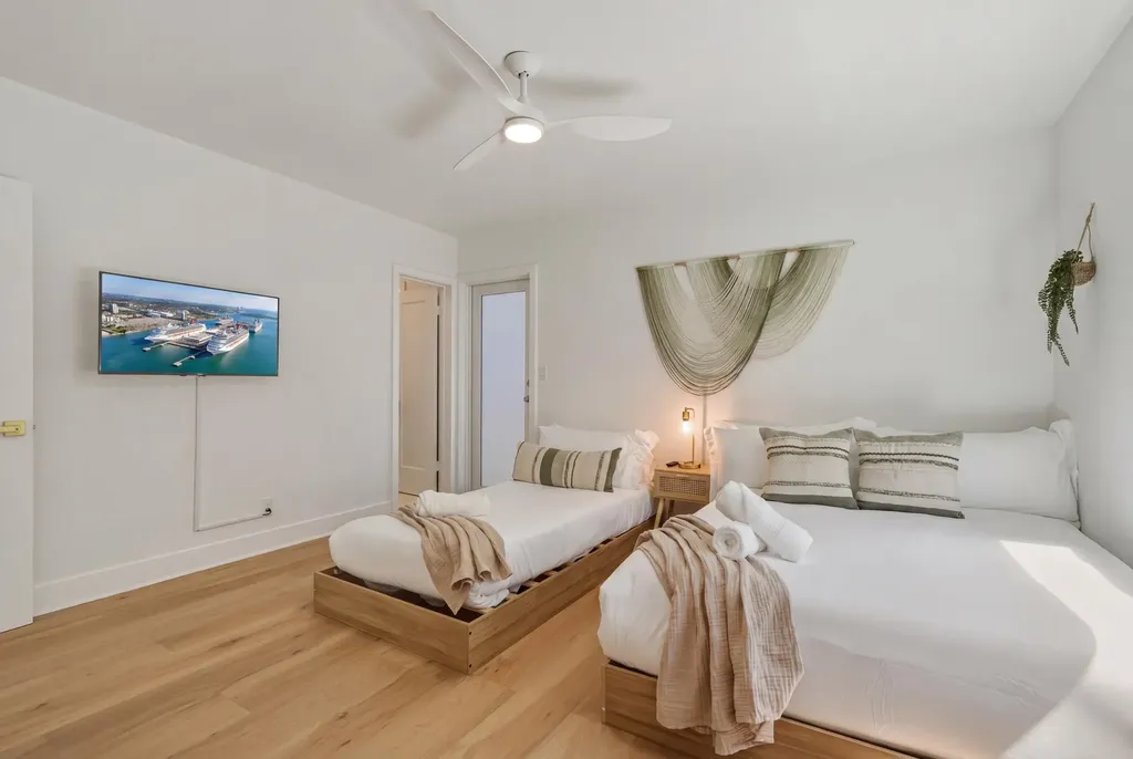610 NE 16th Terrace Fort Lauderdale FL 33304