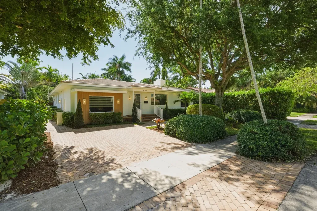 610 NE 16th Terrace Fort Lauderdale FL 33304