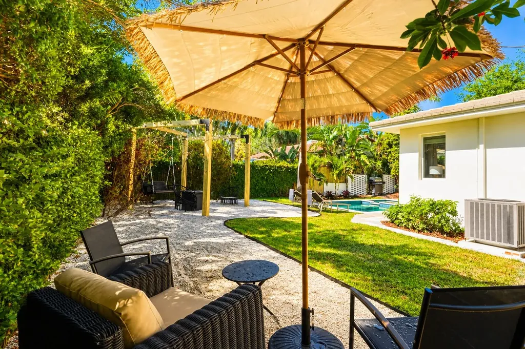 610 NE 16th Terrace Fort Lauderdale FL 33304
