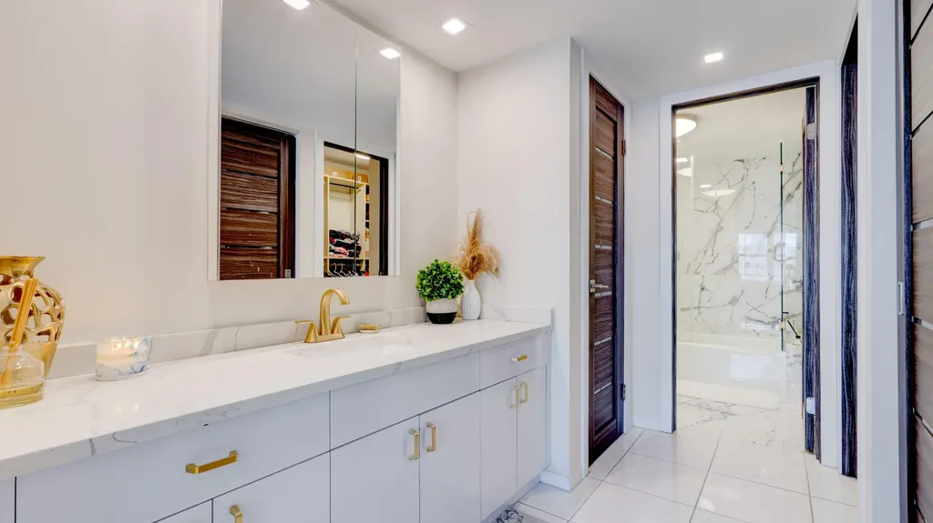3500 Galt Ocean Drive Fort Lauderdale FL 33308