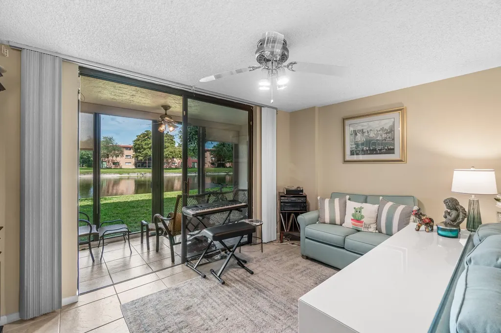 5550 Witney Drive Delray Beach FL 33484