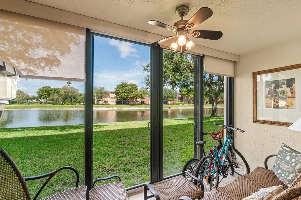 5550 Witney Drive Delray Beach FL 33484