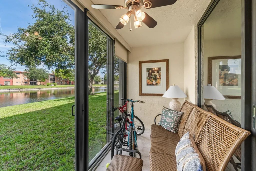 5550 Witney Drive Delray Beach FL 33484