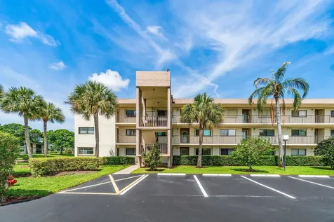 5550 Witney Drive Delray Beach FL 33484