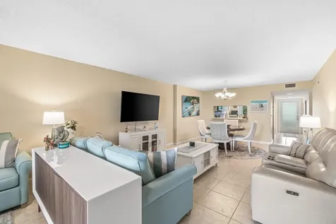 5550 Witney Drive Delray Beach FL 33484