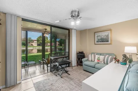 5550 Witney Drive Delray Beach FL 33484